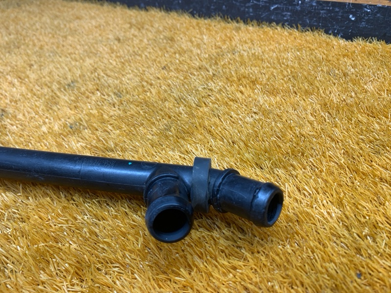 Патрубок системы охлаждения, 670 рублей, Красноярск