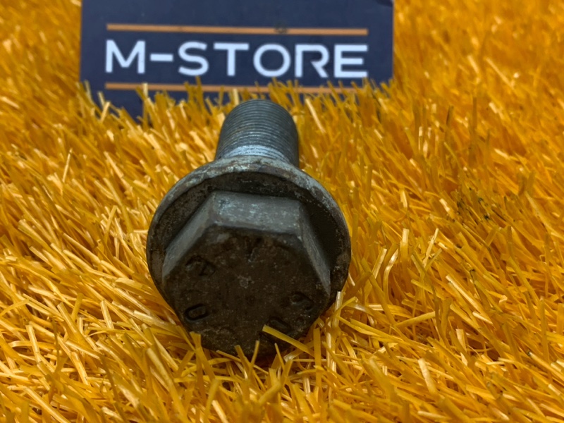 Болт суппорта, 100 рублей, Красноярск