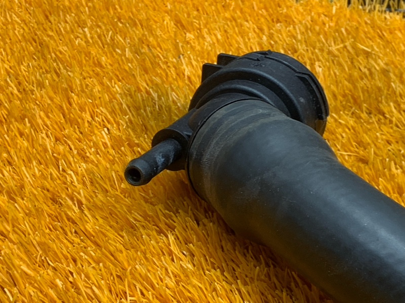 Патрубок системы охлаждения, 3200 рублей, Красноярск