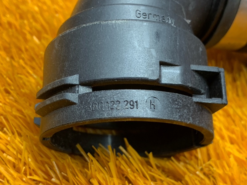 Патрубок системы охлаждения, 3200 рублей, Красноярск