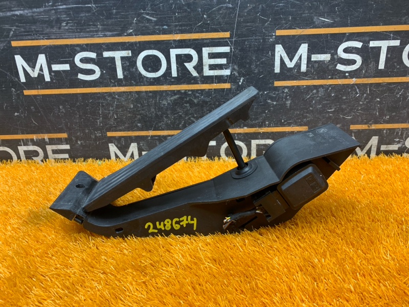 педаль газа, 500 рублей, Красноярск