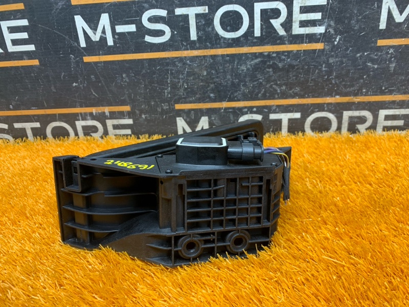 педаль газа, 1000 рублей, Красноярск