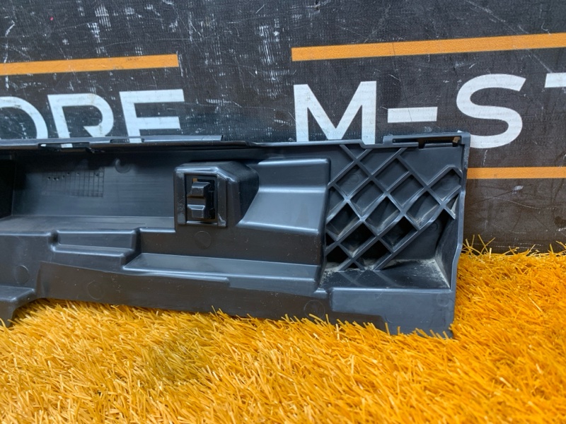 кронштейн порога, 400 рублей, Красноярск