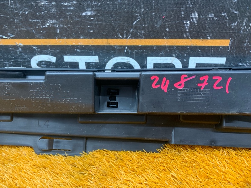 кронштейн порога, 400 рублей, Красноярск