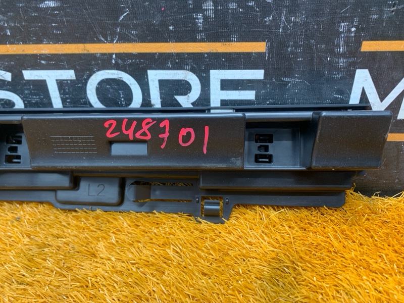 кронштейн порога, 400 рублей, Красноярск