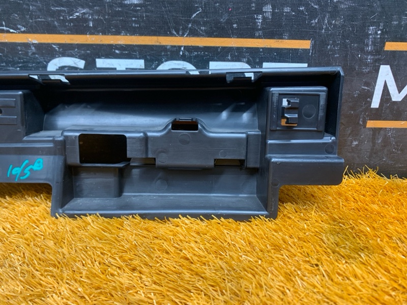 кронштейн порога, 400 рублей, Красноярск