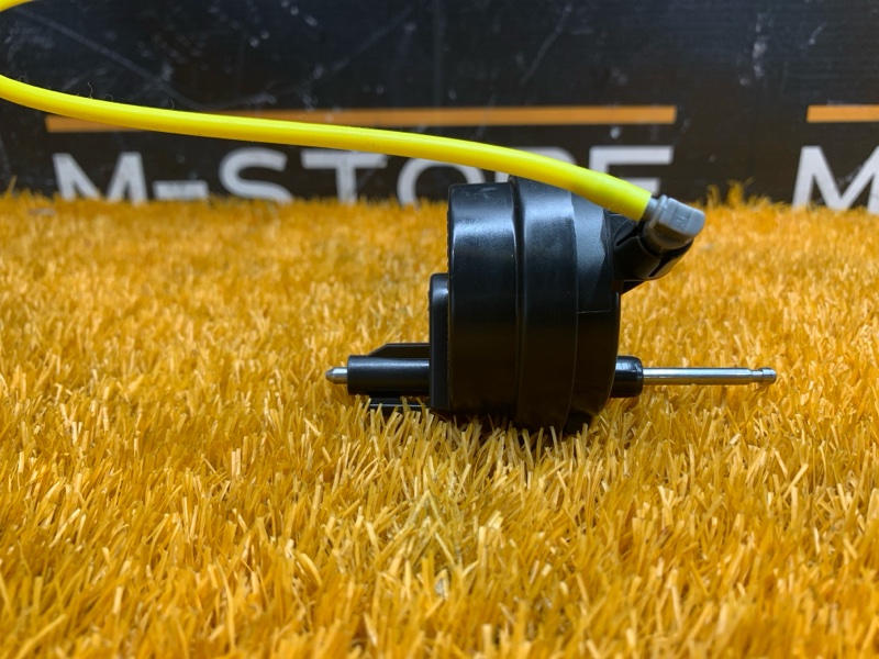 Замок лючка бензобака, 610 рублей, Красноярск