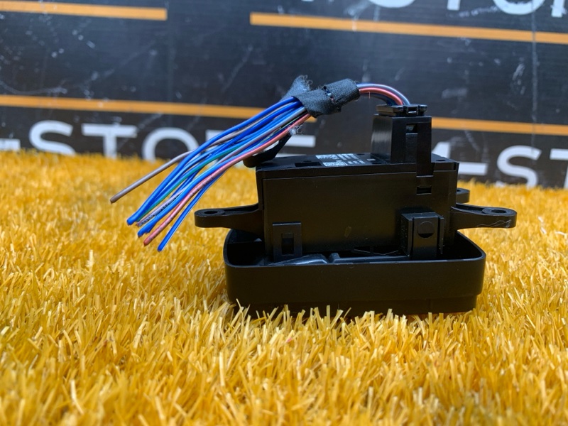 Кнопка стояночного тормоза, 3870 рублей, Красноярск