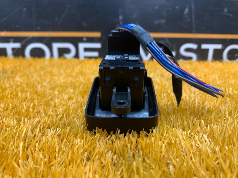 Кнопка стояночного тормоза, 3870 рублей, Красноярск