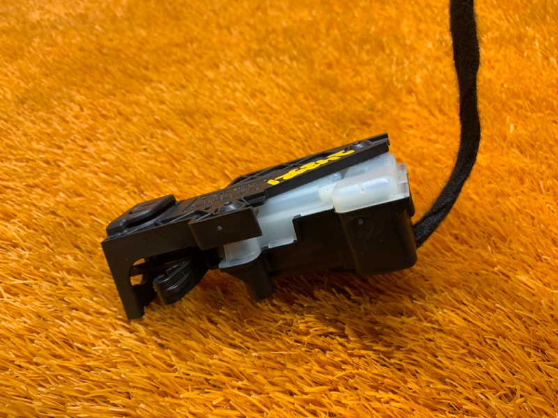 Замок лючка бензобака, 530 рублей, Красноярск