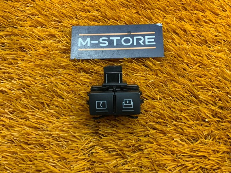 Кнопка управления дисплеем, 500 рублей, Красноярск