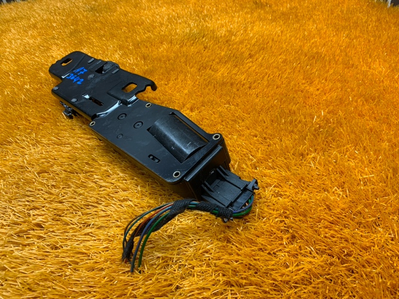 Доводчик крышки багажника, 4300 рублей, Красноярск