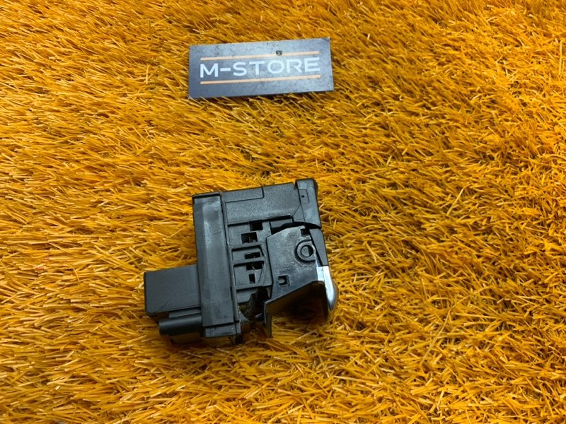 Кнопка стояночного тормоза, 300 рублей, Красноярск