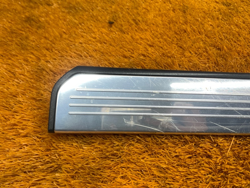 Накладка на порог салона, 440 рублей, Красноярск