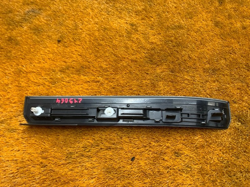 Накладка на порог салона, 440 рублей, Красноярск