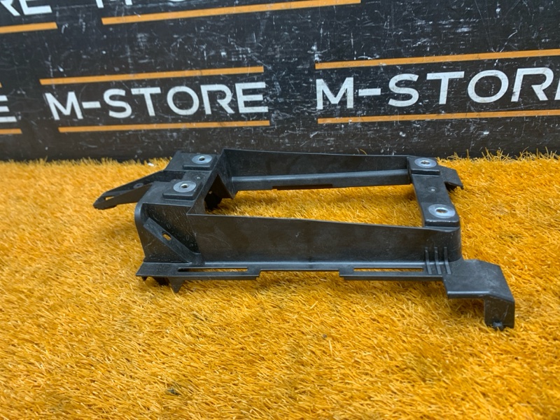 кронштейн центральной консоли, 420 рублей, Красноярск