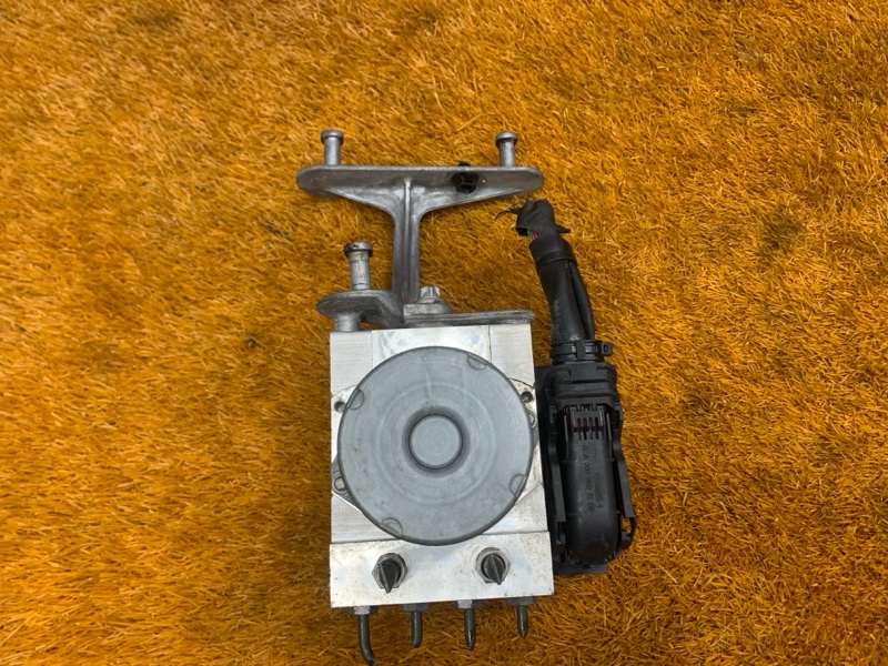 Блок ABS, 13280 рублей, Красноярск