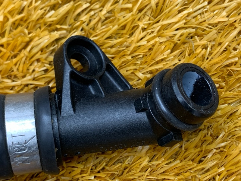 Патрубок системы охлаждения, 300 рублей, Красноярск