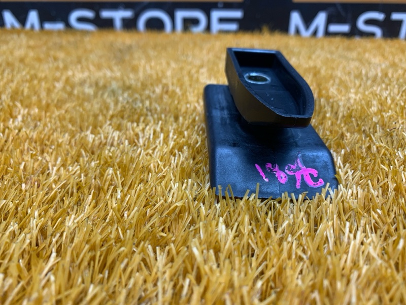 крепление бампера, 440 рублей, Красноярск