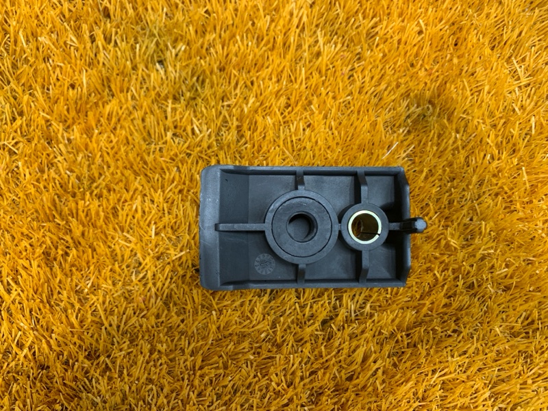 крепление бампера, 440 рублей, Красноярск