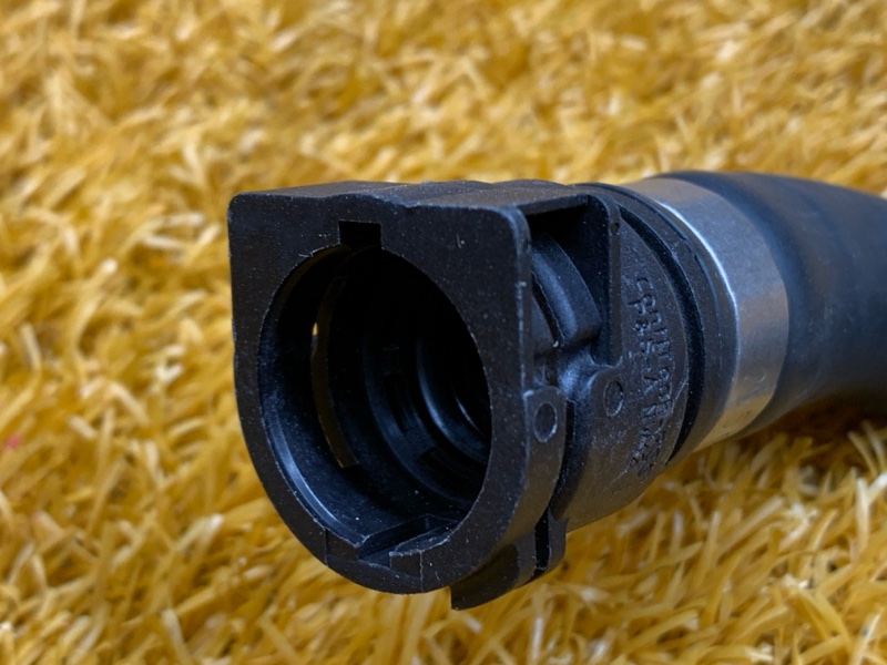 Патрубок системы охлаждения, 1300 рублей, Красноярск