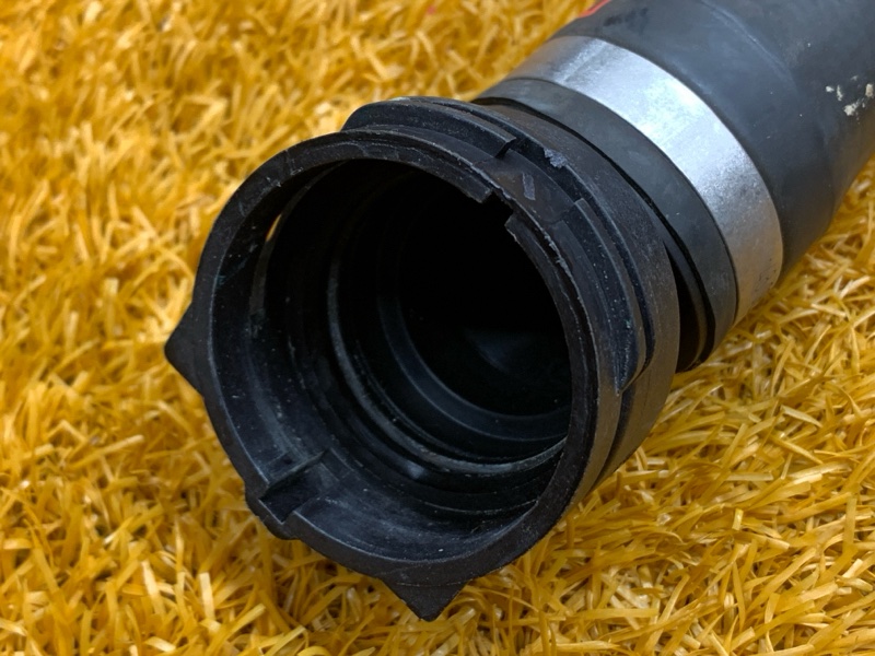 Патрубок радиатора нижний, 2660 рублей, Красноярск