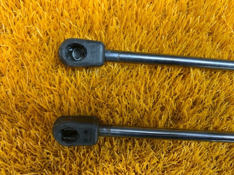 амортизатор капота, 1300 рублей, Красноярск