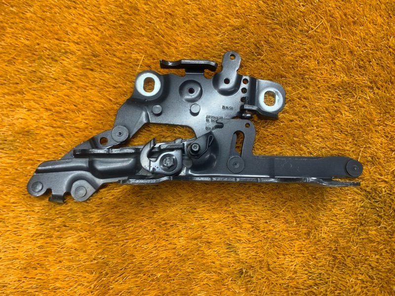 петля капота, 1720 рублей, Красноярск