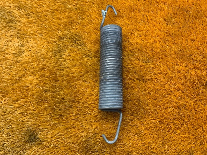 Пружина багажника, 610 рублей, Красноярск