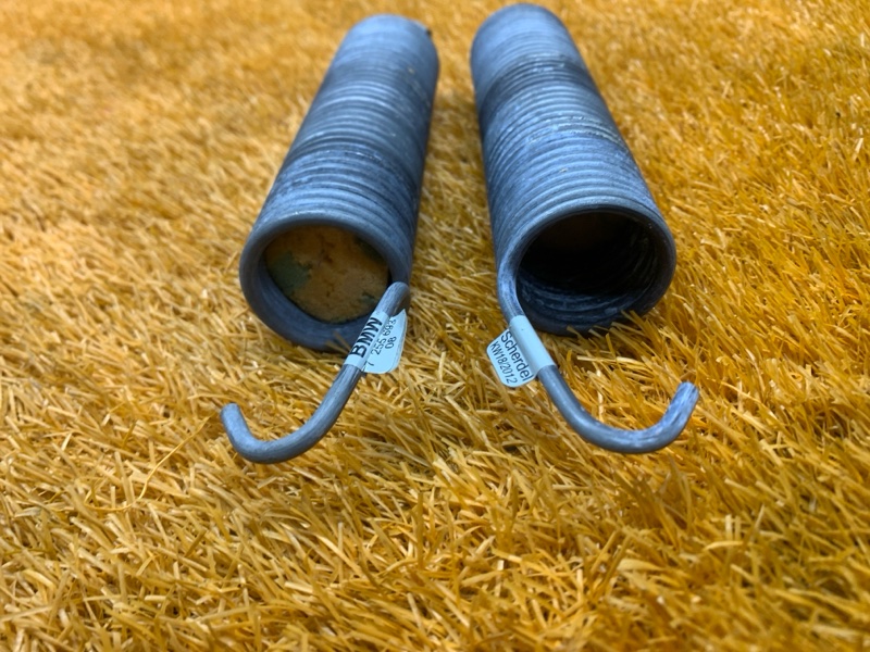 Пружина багажника, 610 рублей, Красноярск