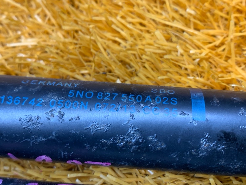 амортизатор багажника, 600 рублей, Красноярск