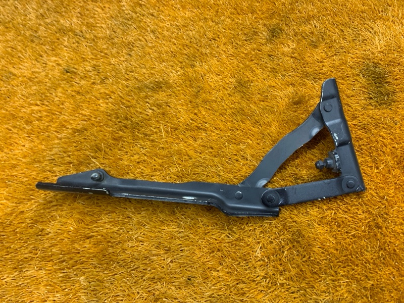 петля капота, 500 рублей, Красноярск