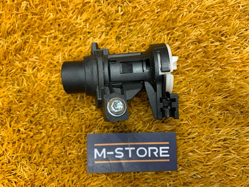 личинка замка багажника, 830 рублей, Красноярск