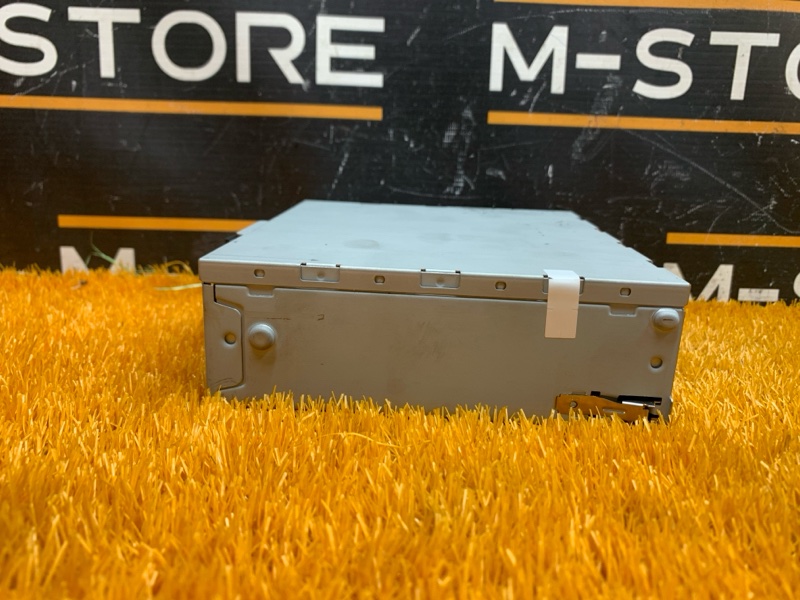 Блок управления магнитолой, 1000 рублей, Красноярск