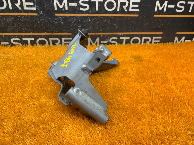 Кронштейн подушки двигателя, 1080 рублей, Красноярск