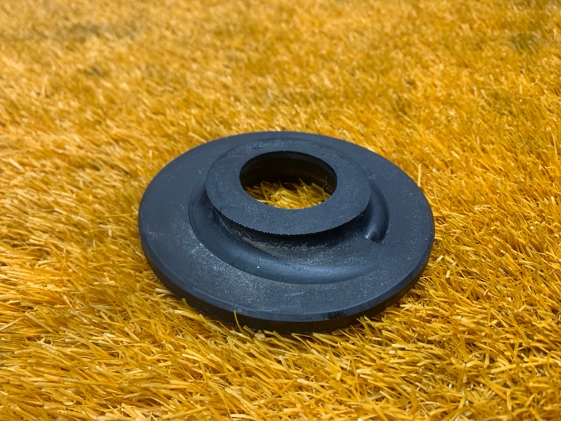 опора пружины, 800 рублей, Красноярск