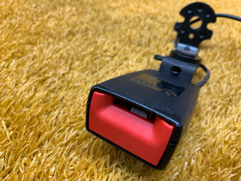 замок ремня безопасности, 870 рублей, Красноярск