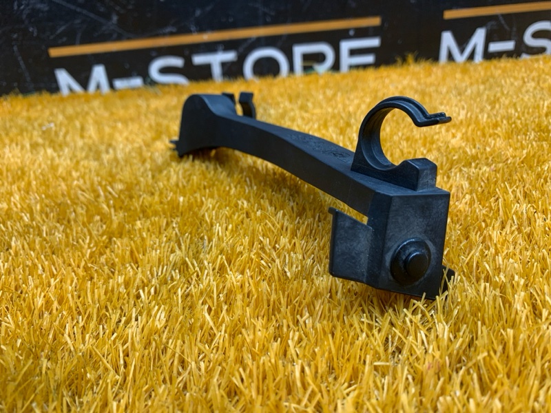 кронштейн, 420 рублей, Красноярск