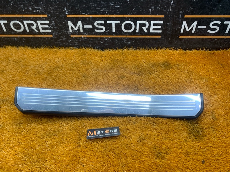 Накладка на порог салона, 440 рублей, Красноярск