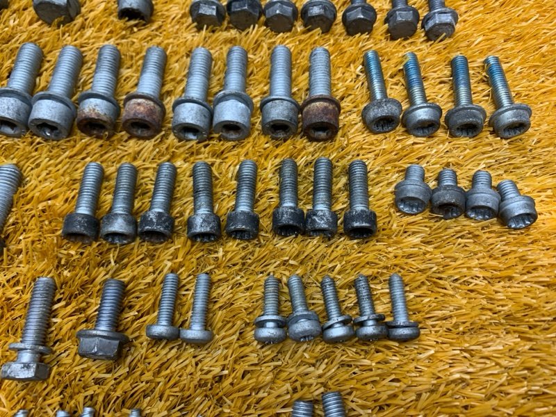 Болты и гайки ДВС, 750 рублей, Красноярск