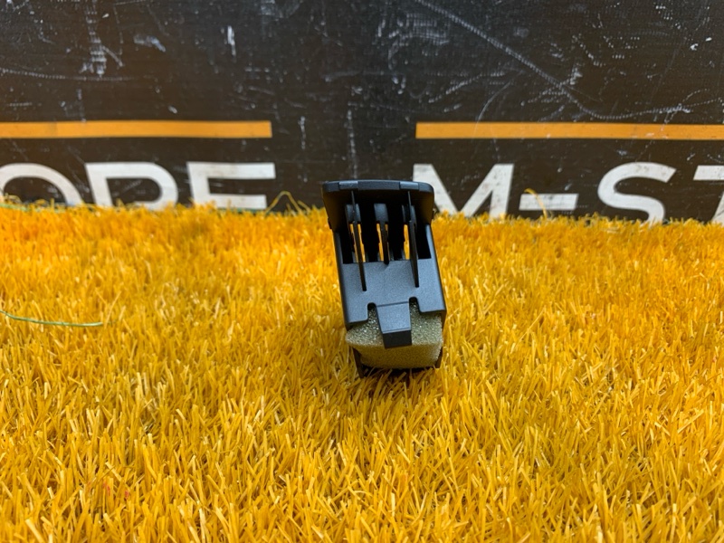 Монетница, 300 рублей, Красноярск