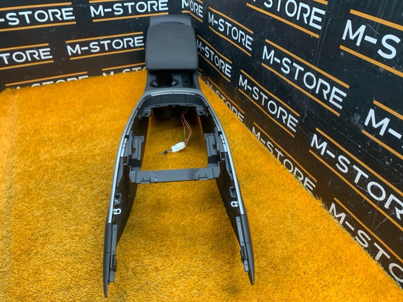 подлокотник, 3100 рублей, Красноярск