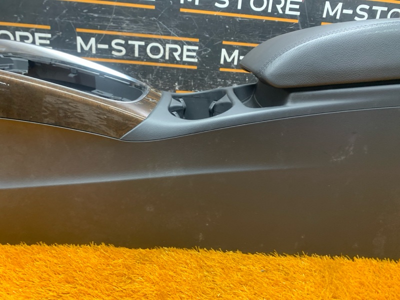 подлокотник, 3990 рублей, Красноярск