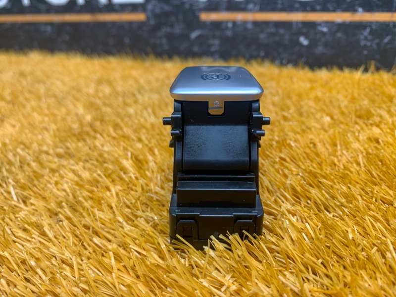 Кнопка стояночного тормоза, 1300 рублей, Красноярск