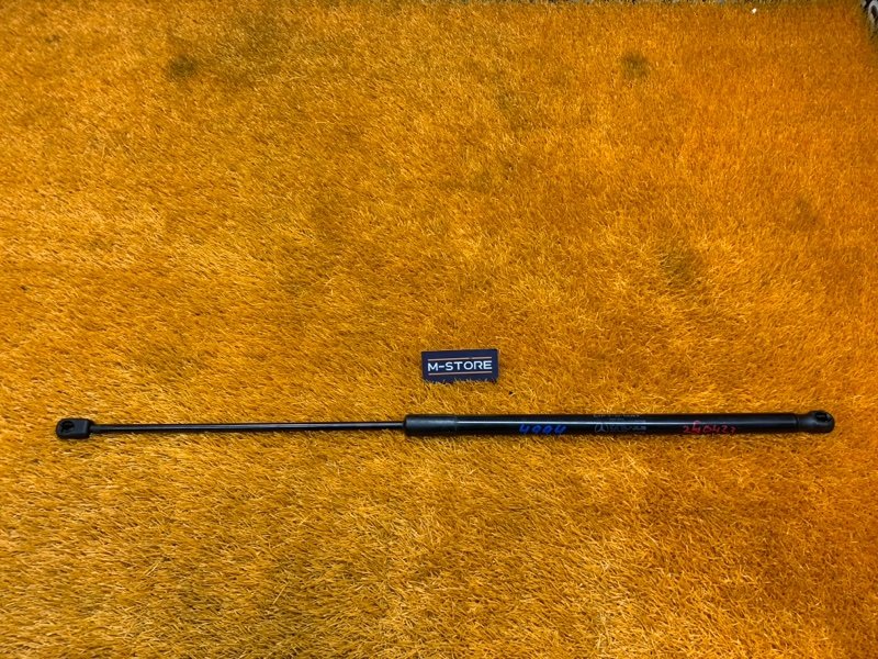 амортизатор капота, 400 рублей, Красноярск