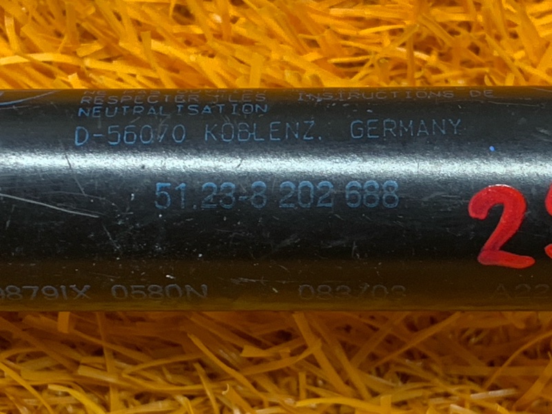 амортизатор капота, 500 рублей, Красноярск