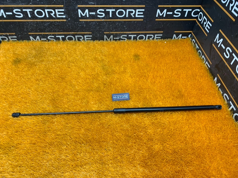 амортизатор капота, 300 рублей, Красноярск