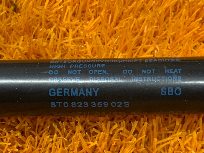 амортизатор капота, 300 рублей, Красноярск