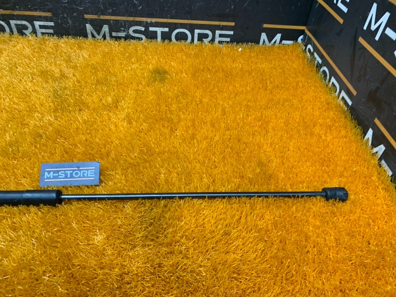 амортизатор капота, 900 рублей, Красноярск