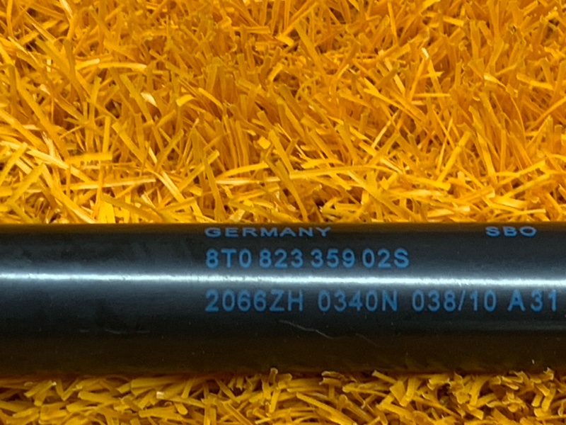 амортизатор капота, 300 рублей, Красноярск